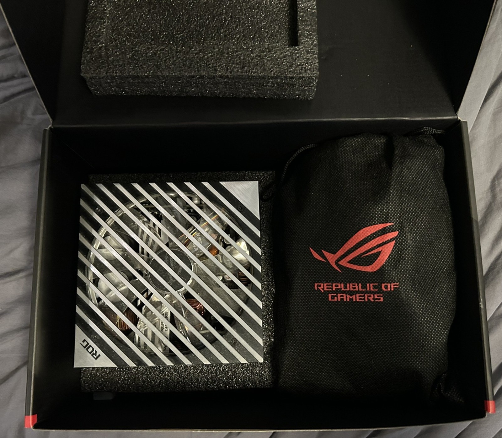 USED ASUS ROG Loki SFX-L 1000W Platinum 1000W|Black, ROG-LOKI-1000P-SFX-L-GAMING