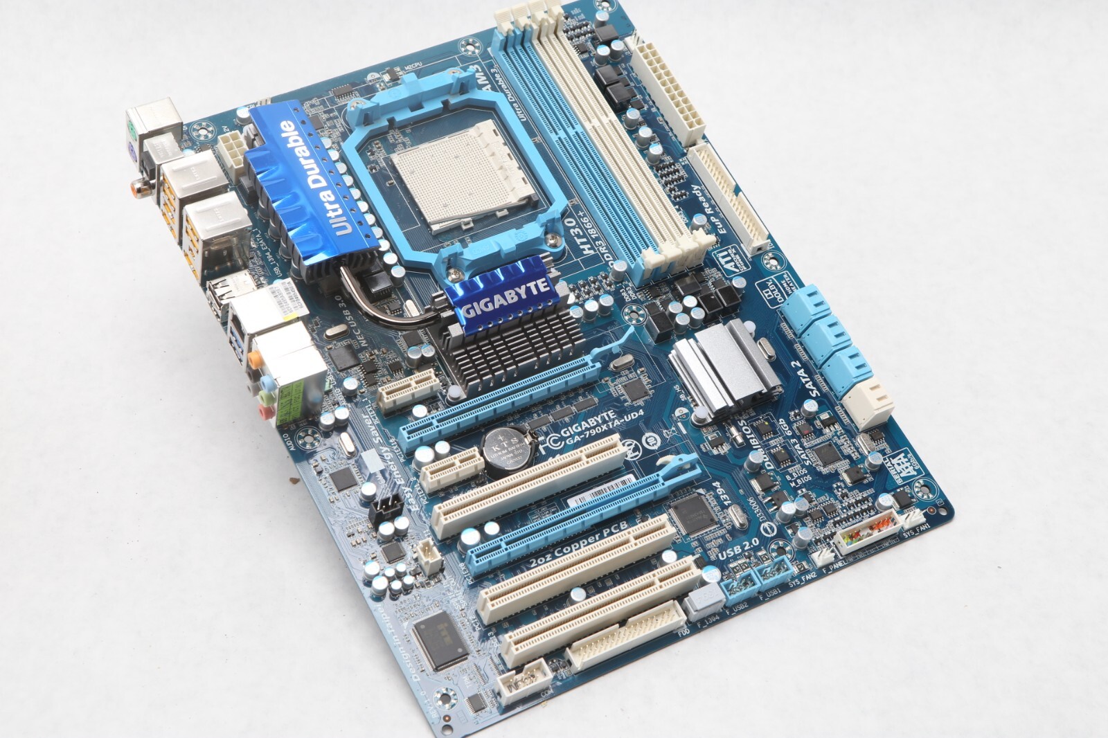 GIGABYTE GA-790XTA-UD4 AMD AM3 ATX MOTHERBOARD PC653599 D21