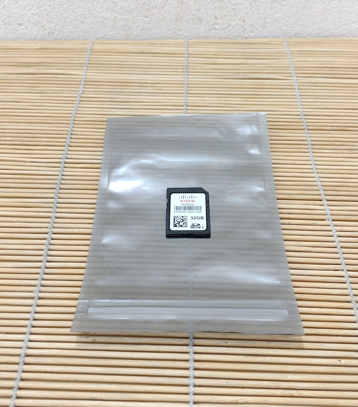 New Cisco UCS-SD-32G-S 32GB SD Card for UCS servers New other pulled from box