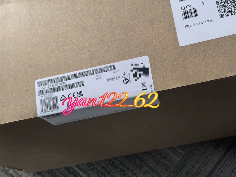 1PCS NEW SIEMENS Touch Screen 6AV2123-3KB32-0AW0