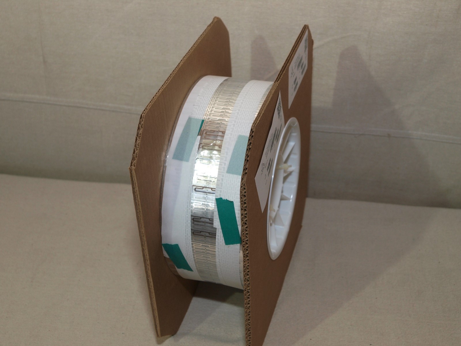 Alien ALN-9840-SR Squiggle Inlay (Higgs™-EC) Dry Slit Roll Spool Of 20,000 – NEW