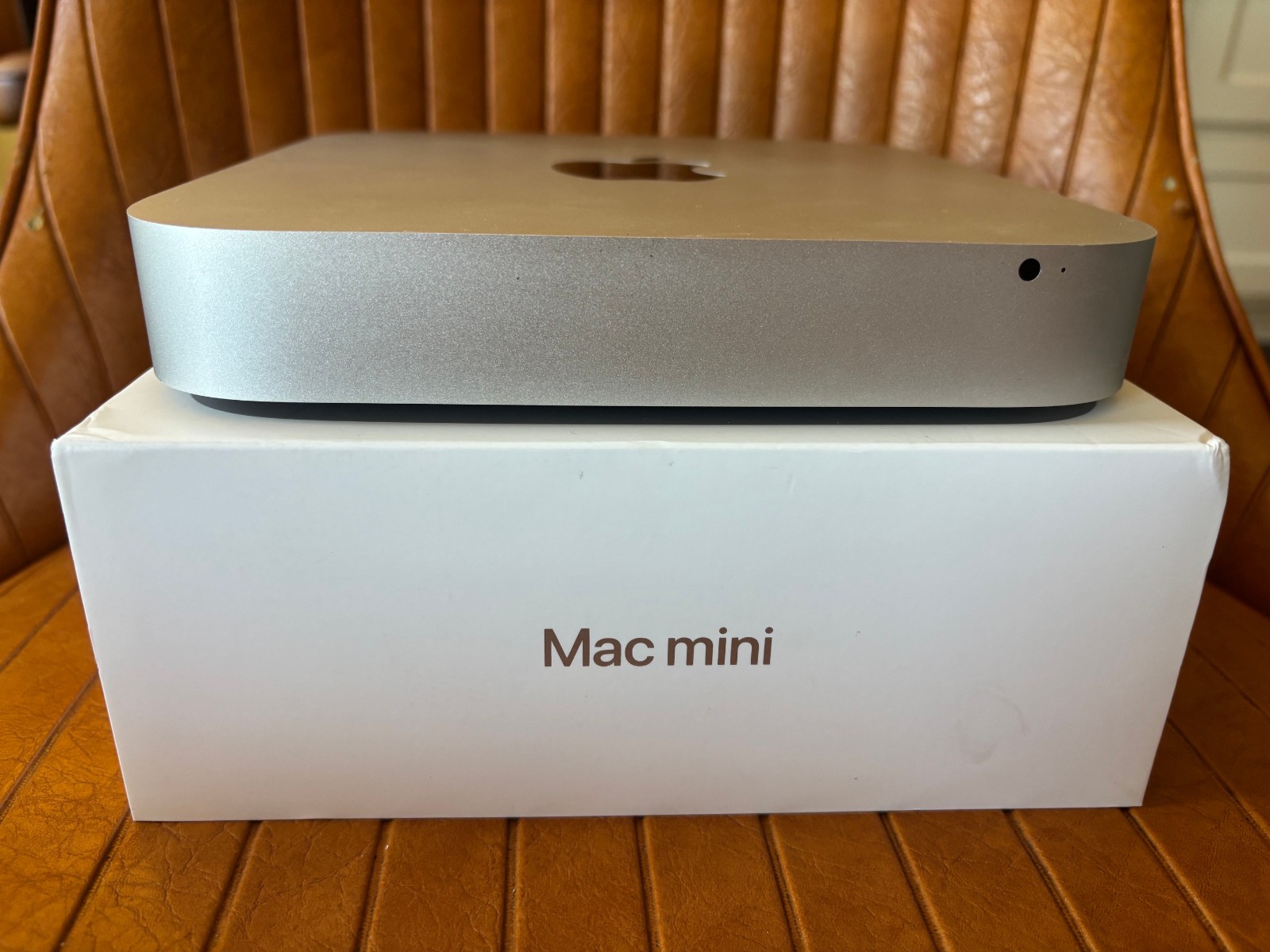 APPLE MAC MINI WITH BOX 1 TB HD 8 GB RAM FACTORY RESET A1347 COMPUTER CLEAN 