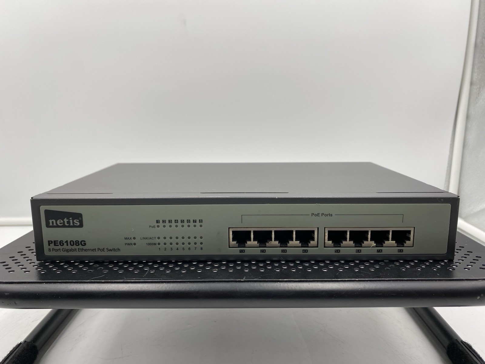 NETIS PE6108G Unmanaged 8-Port Gigabit Switch with 8 PoE Port 120W IEEE802.3af/a