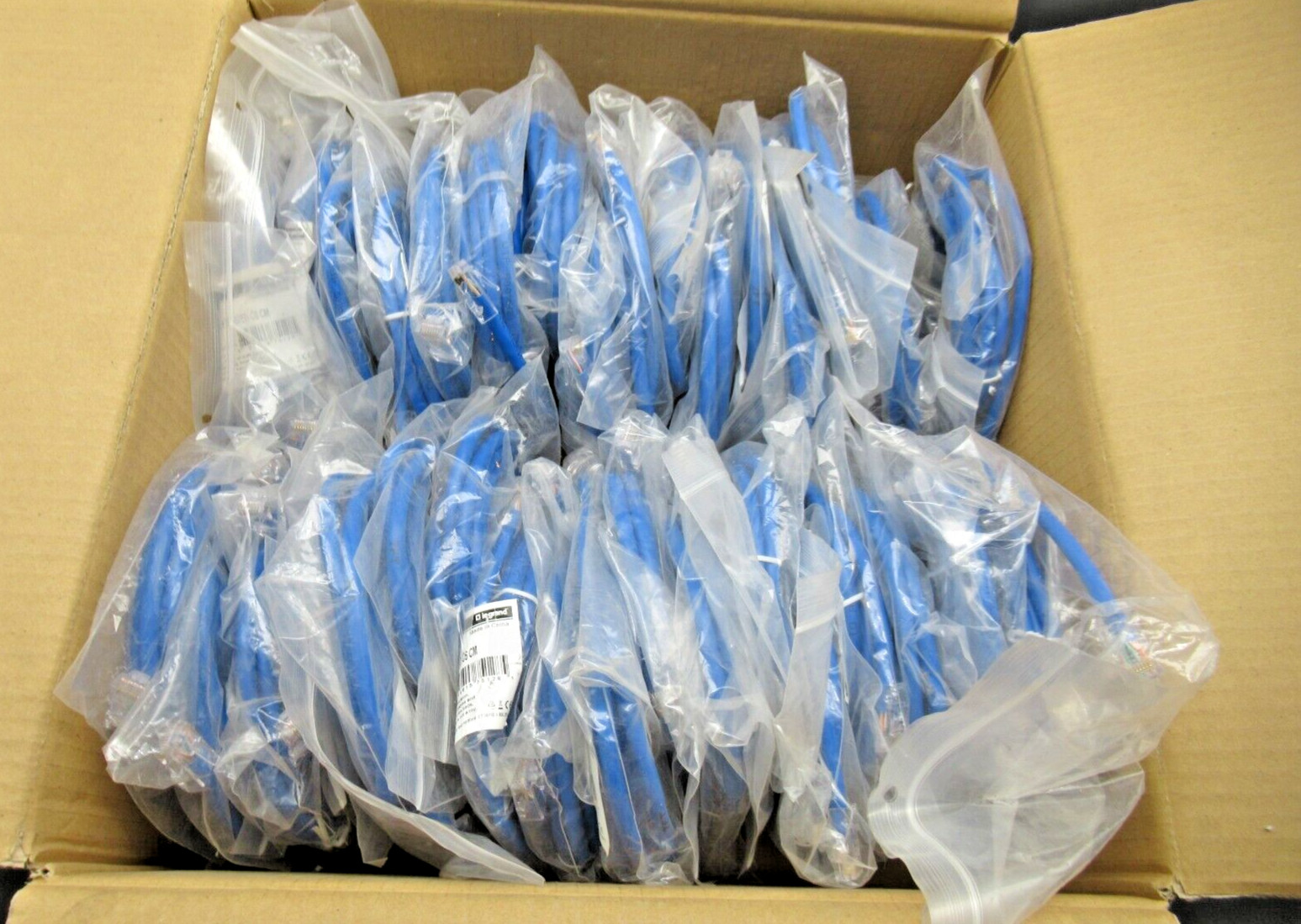 **36 QTY** Legrand 566-110-007 Patch Cords VS 7FT Blue Non Booted C6 CM New