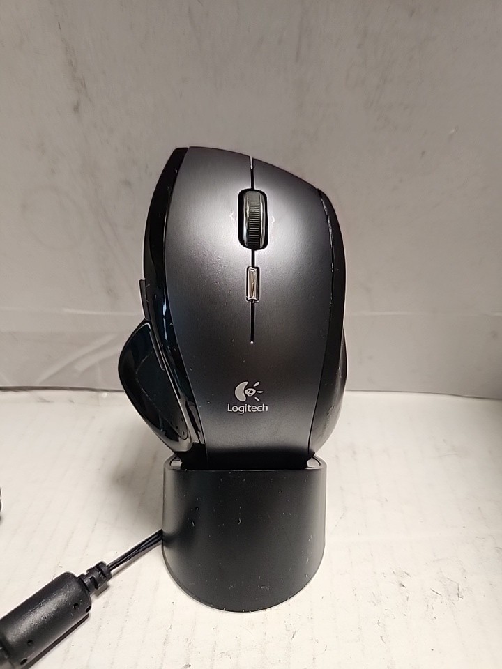 Logitech MX Revolution M-RBQ124 Ergonomic Wireless Laser Mouse & Charger NO USB