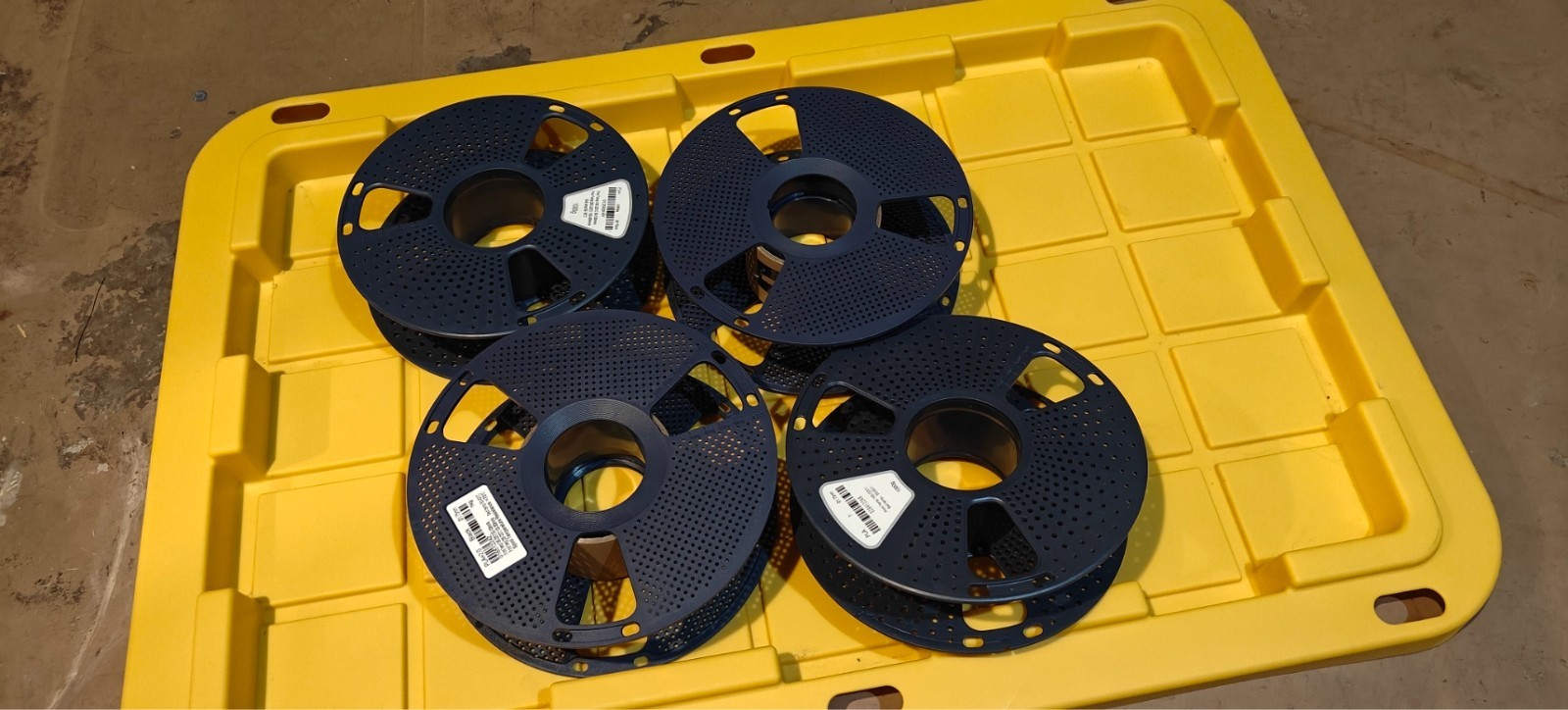 various SUNLU Empty Filament Spools –(4pk)Reusable 1kg Reels.