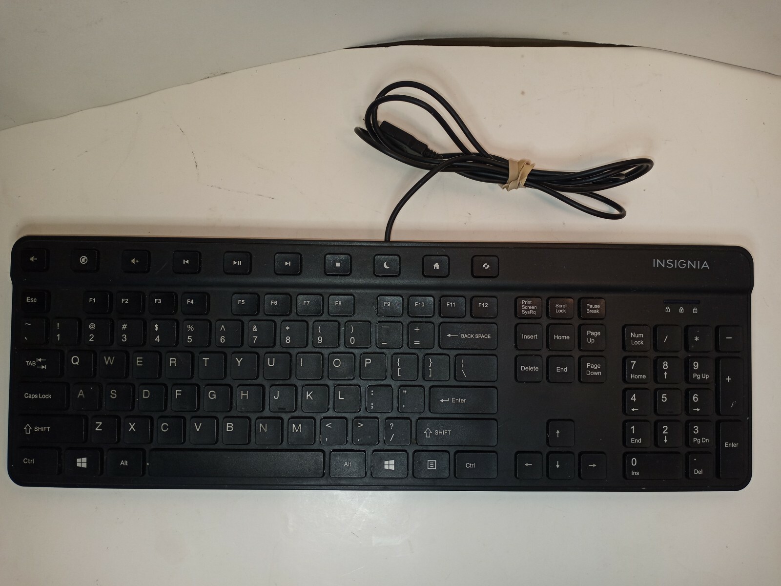 Insignia- USB Keyboard - Black Model NS-PNC5001 Works Great