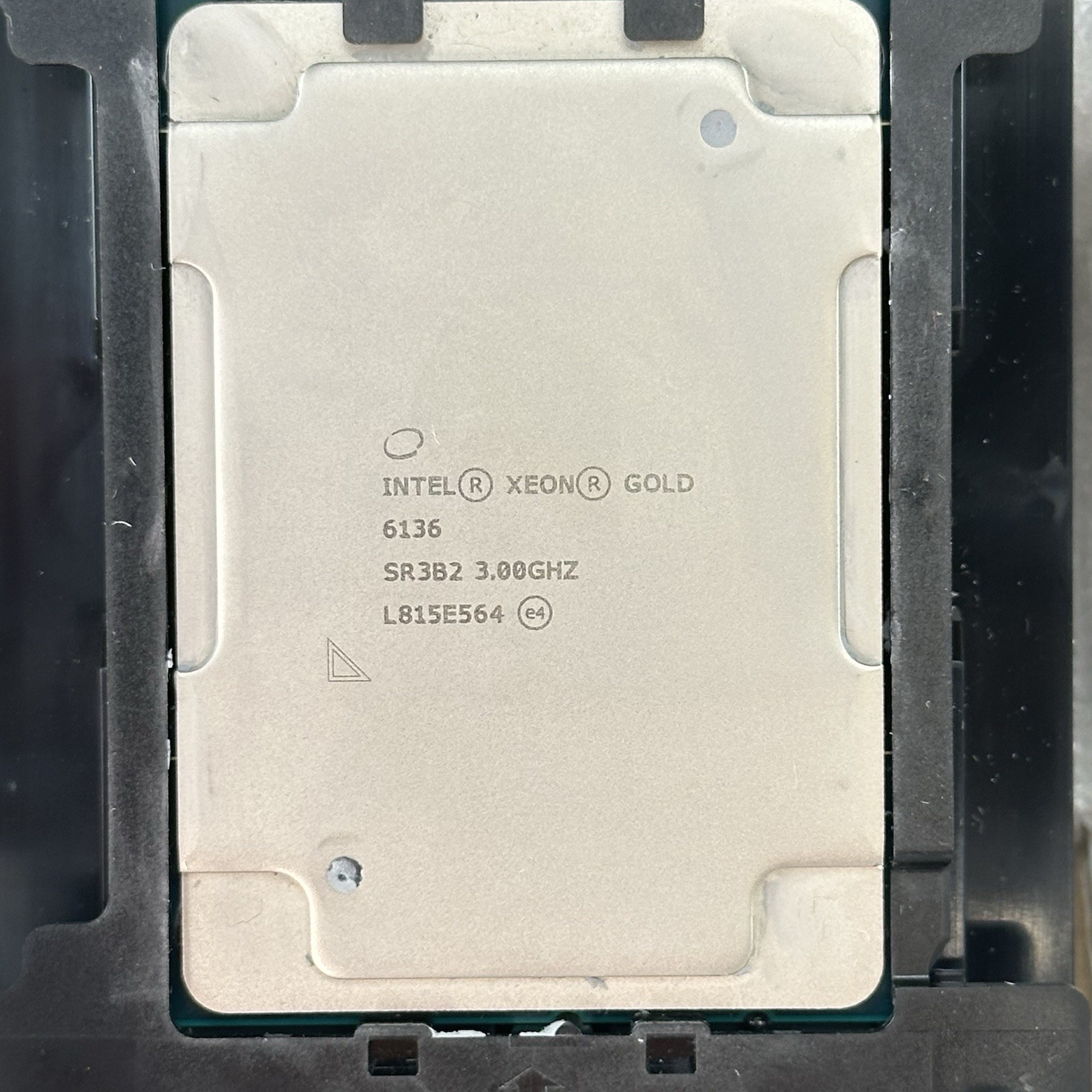 Cisco UCS-CPU-6136 Intel Xeon Gold 6136 CPU SR3B2 – 12-Core 3.0GHz – Used