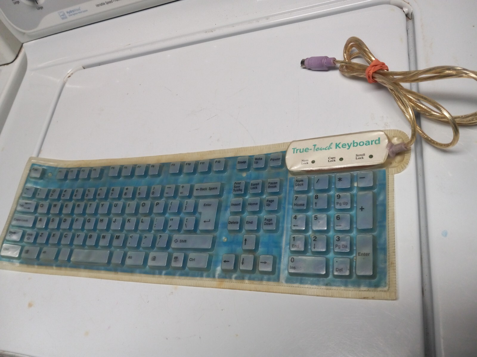 Manhattan True-Touch ROLL UP USB Keyboard - Tested & Working model - fold-2000