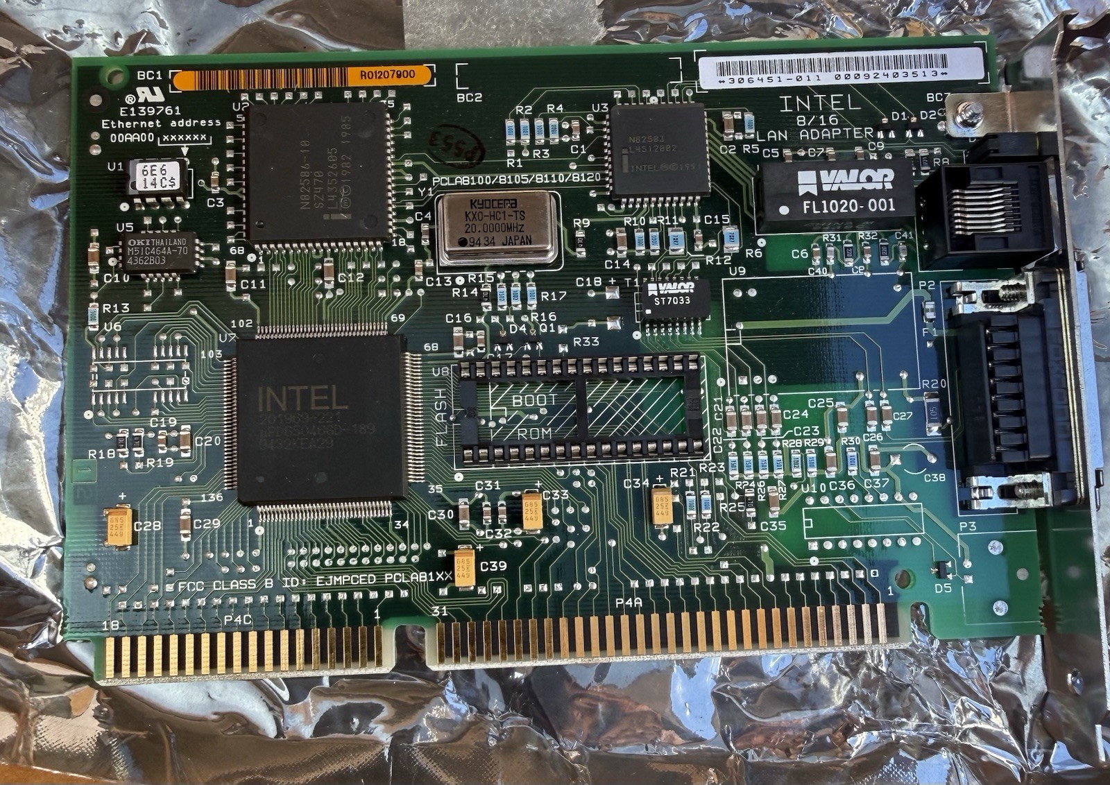 Intel 8/16 LAN Adapter ISA Network Card 306451-011 RJ45 AUI Vintage NIC