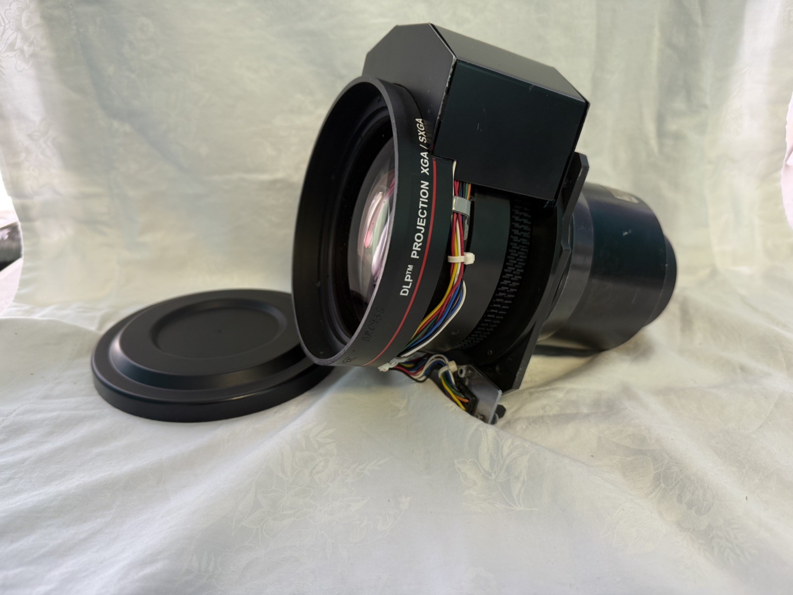 Barco R9842060 DLP TLD HB Zoom (1.6-2.0) Lens w/ Pelican Case