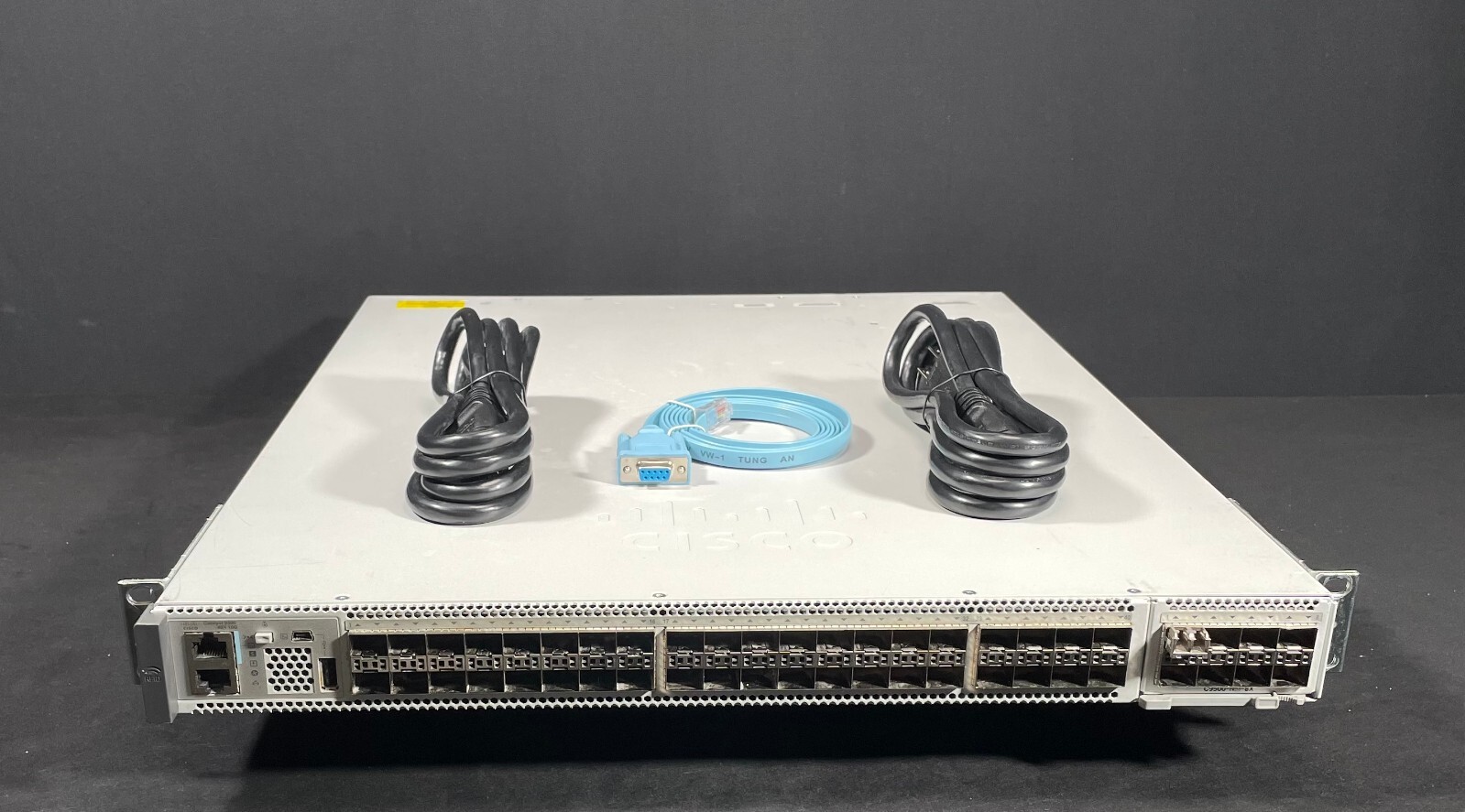 Cisco Catalyst C9500-40X-A  40 Port Network Switch w/  C9500-NM-8X Module