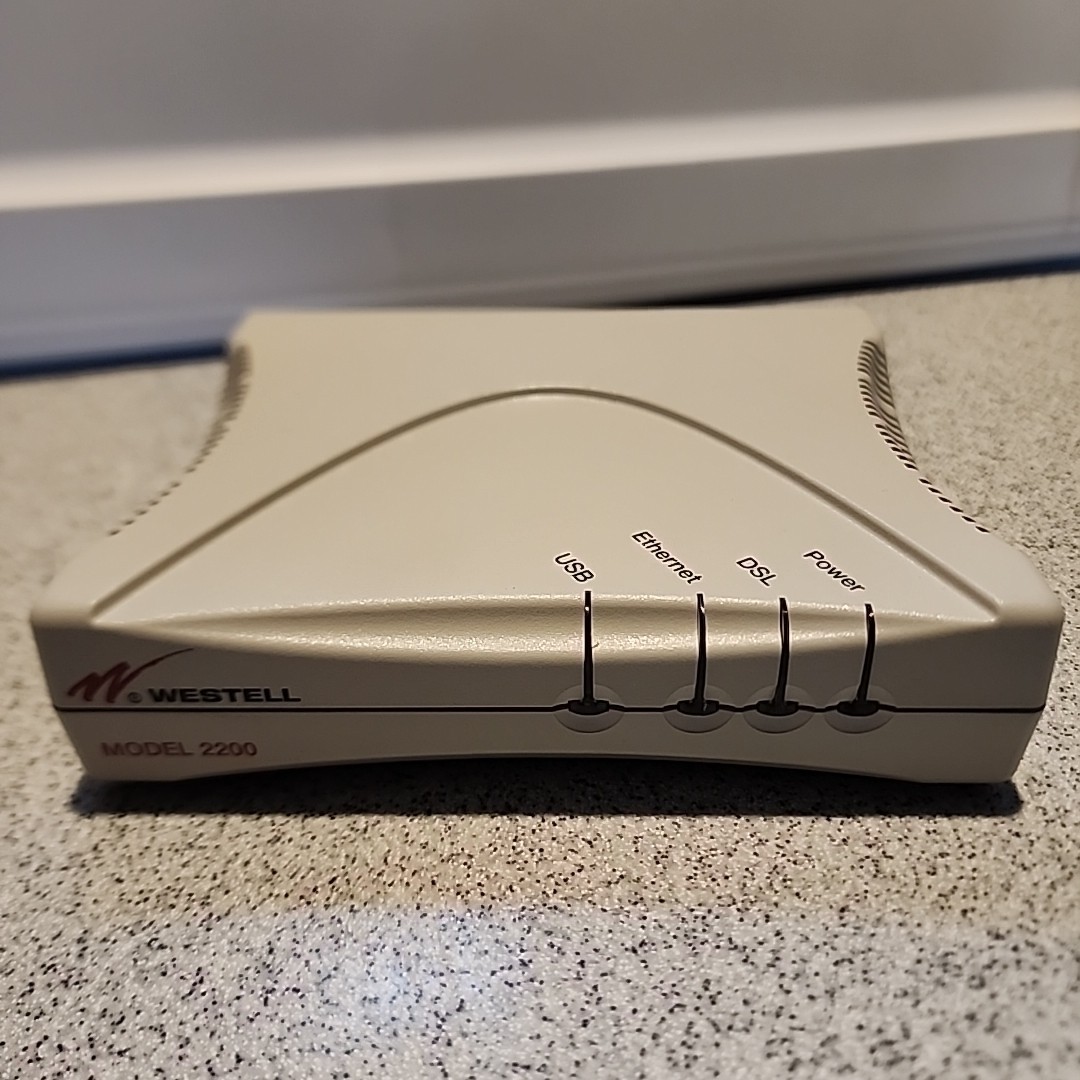 WESTELL DSL Router - Model A90-220015-04