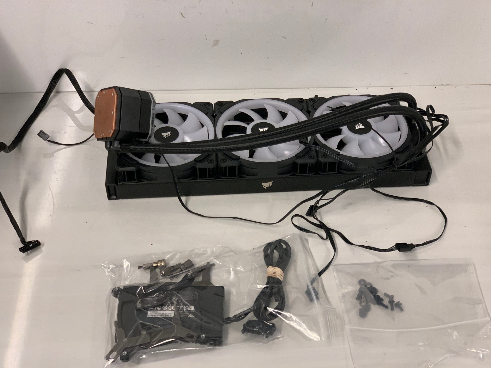 Corsair H150i ELITE CAPELLIX XT 360mm Liquid CPU Cooler CW-9060070-WW LGA 1700