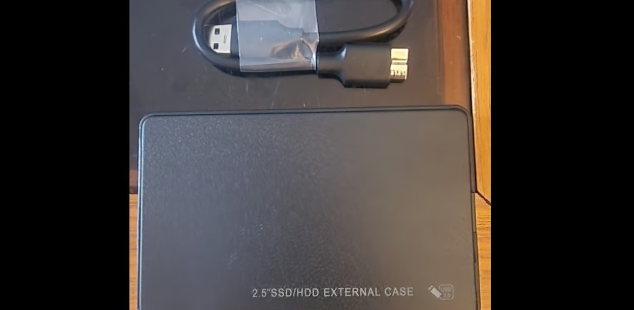 USB 2.5" External 500GB Hard Drive w Cable HGST Z5K500-500