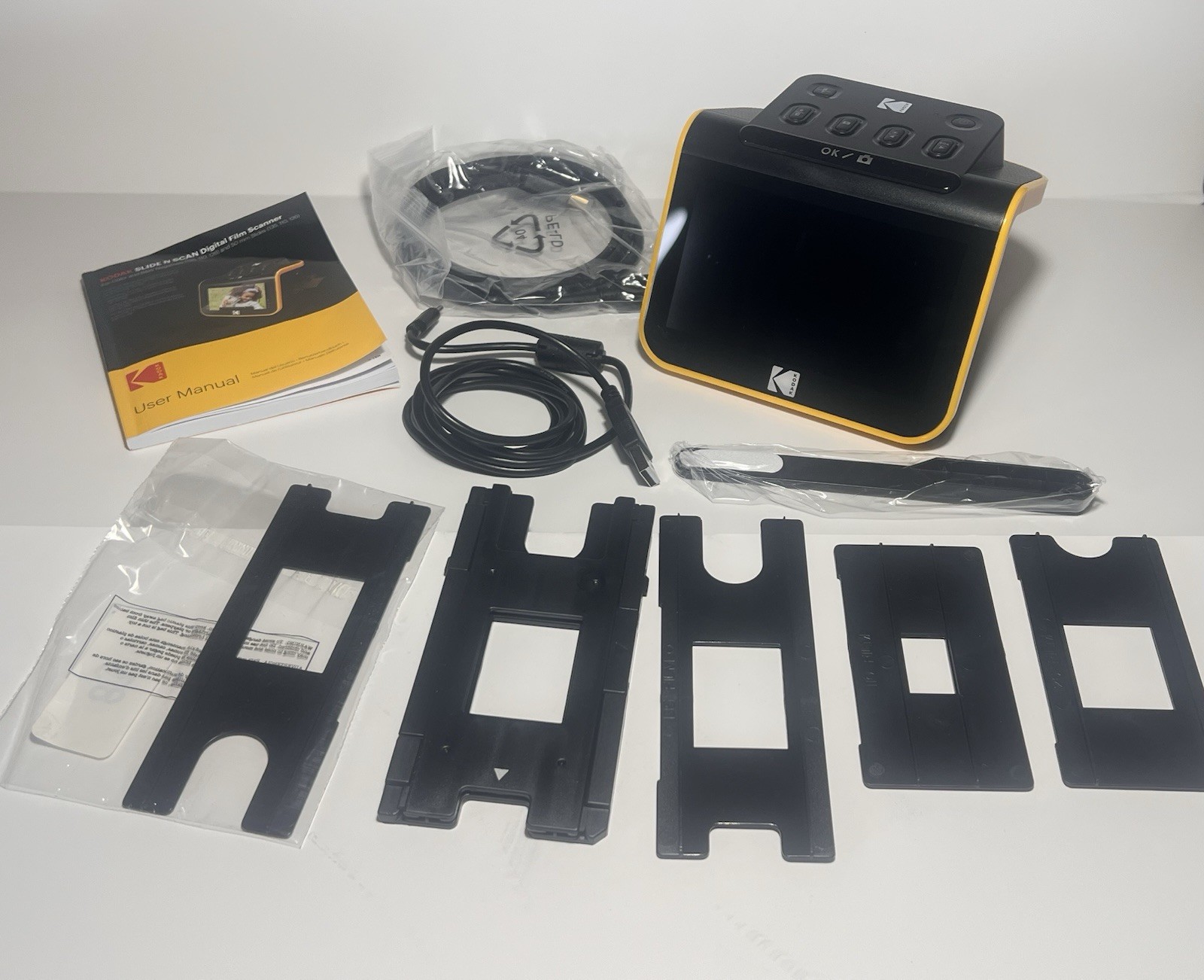Kodak Slide N Scan Digital Film Scanner 5 Inch LCD Screen Black Yellow RODFS50