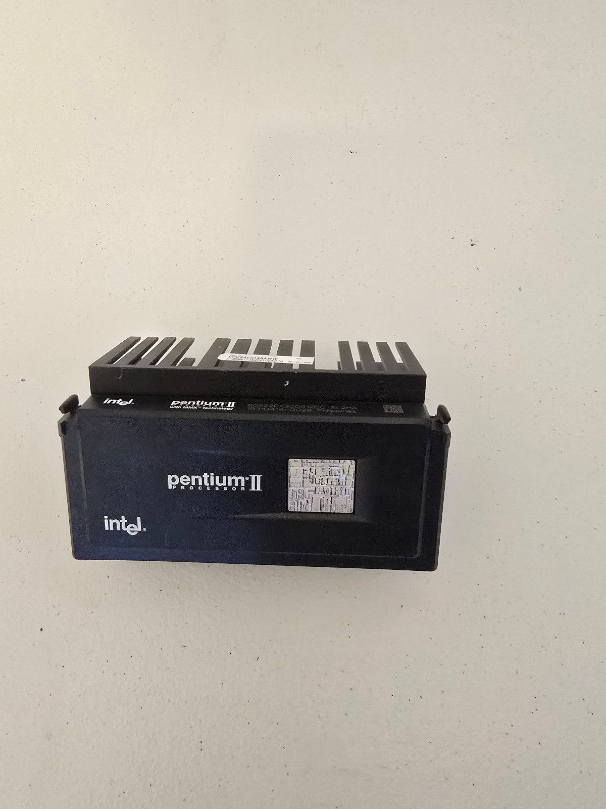 INTEL 80522PX300512EC SL2HA PENTIUM II PROCESSOR WITH MMX TECHNOLOGY W/HeatSink