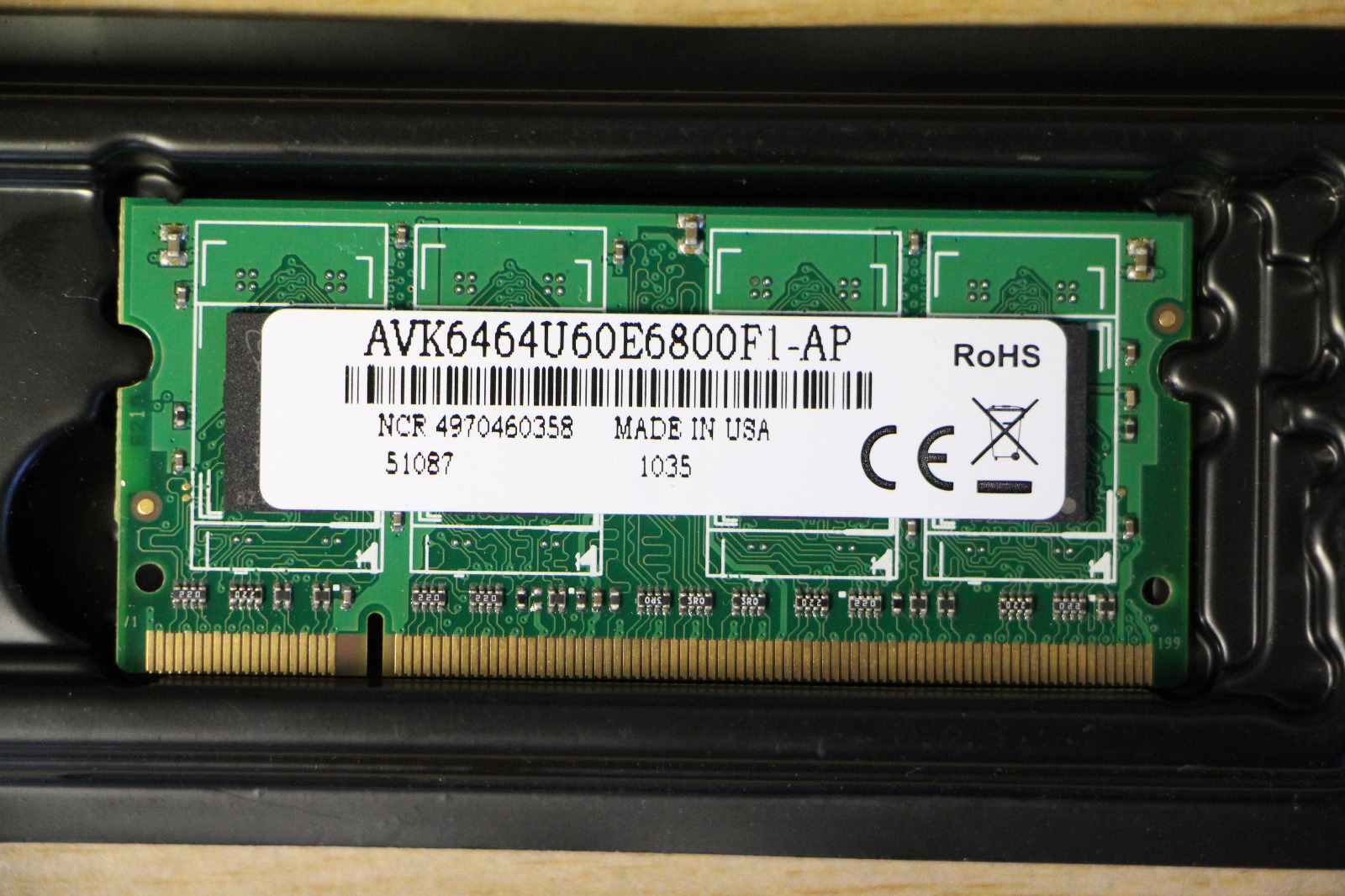 NCR (Avant Tech) PC2 5300 512MB SO-DIMM 667 MHz DDR2 SDRAM AVK6464U60E6800F1-AP