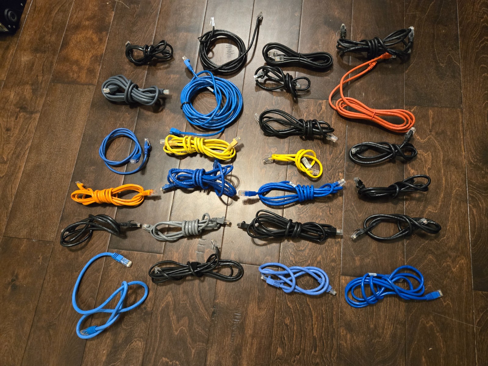 CAT5 CAT5e Ethernet Network Cable 3FT-12FT Mixed Lot of 25 PCS 