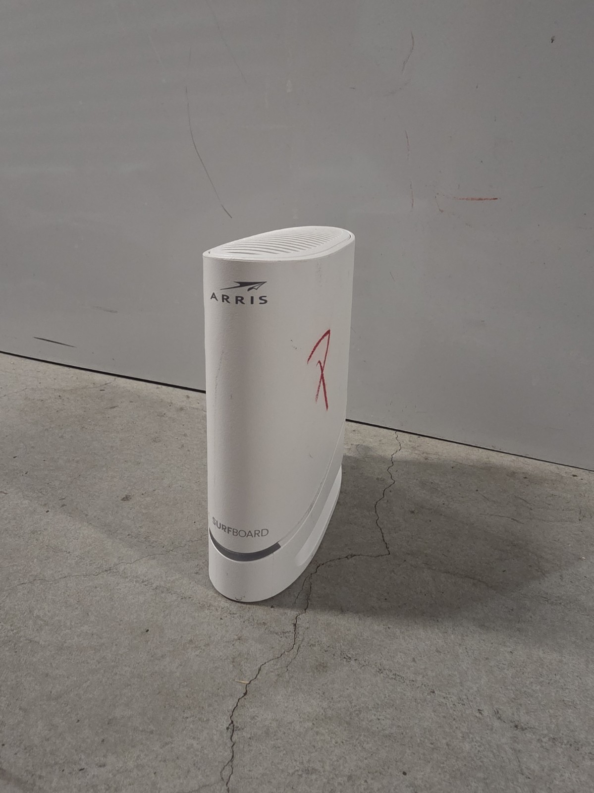 Arris Surfboard S34 DOCSIS 3.1 MultiGig Cable Modem 2.5Gbps 1Gbps Ethernet No AC