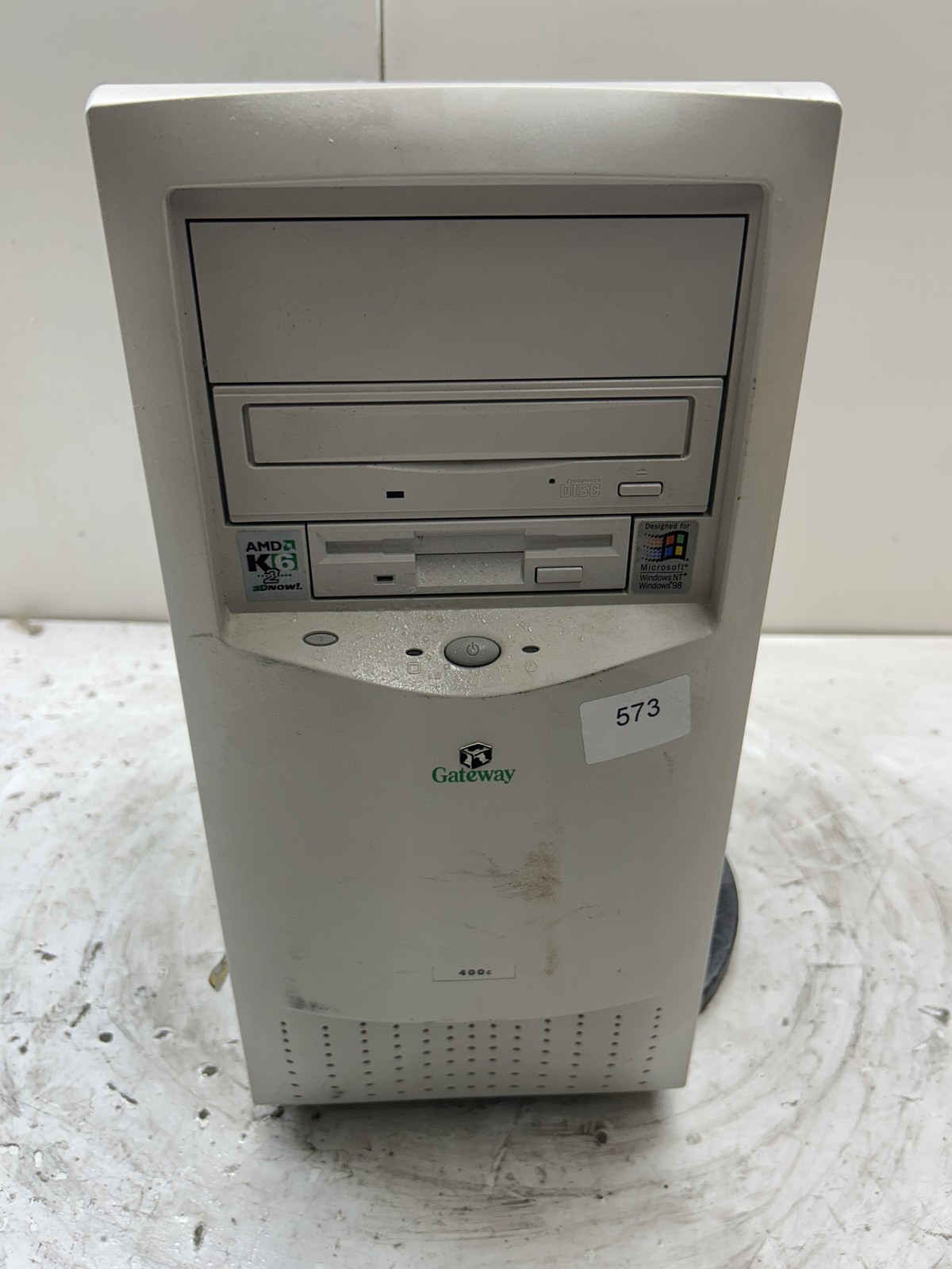 Gateway 400C Intel Celeron 400MHz 64MB NO HDD