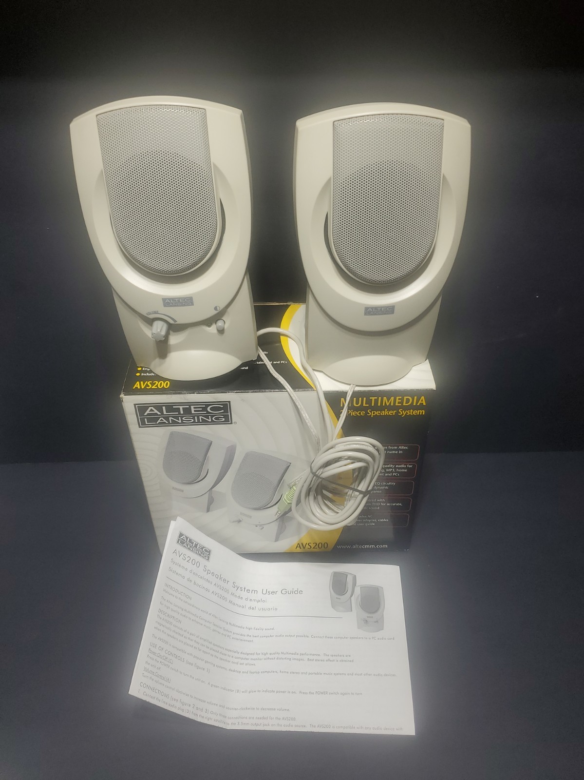 ALTEC LANSING AVS200 Multimedia 2 PC SPEAKER SYSTEM w Box Works Great w Manual
