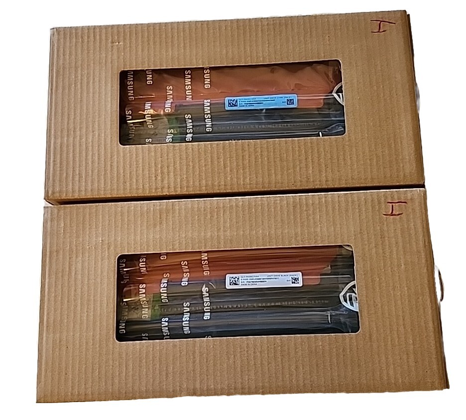 Samsung CLT-P409C/XAA Toner Cayan &  CLT-P409C/XAA Toner Black Sealed Lot of 2