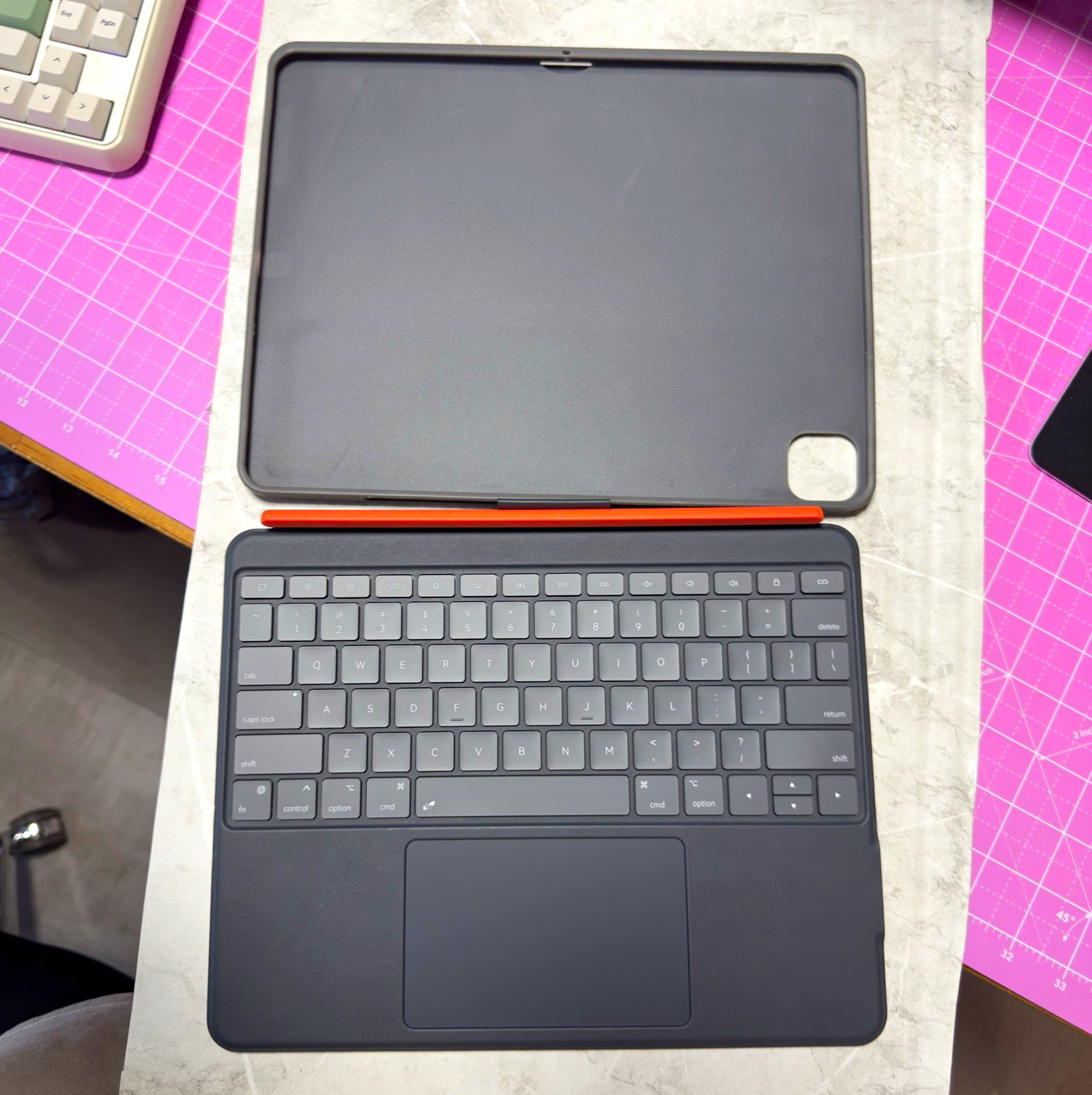 Magnetic Keyboard Folio Case w/ Built-In Touchpad Stand Gray/Orange for iPad Pro