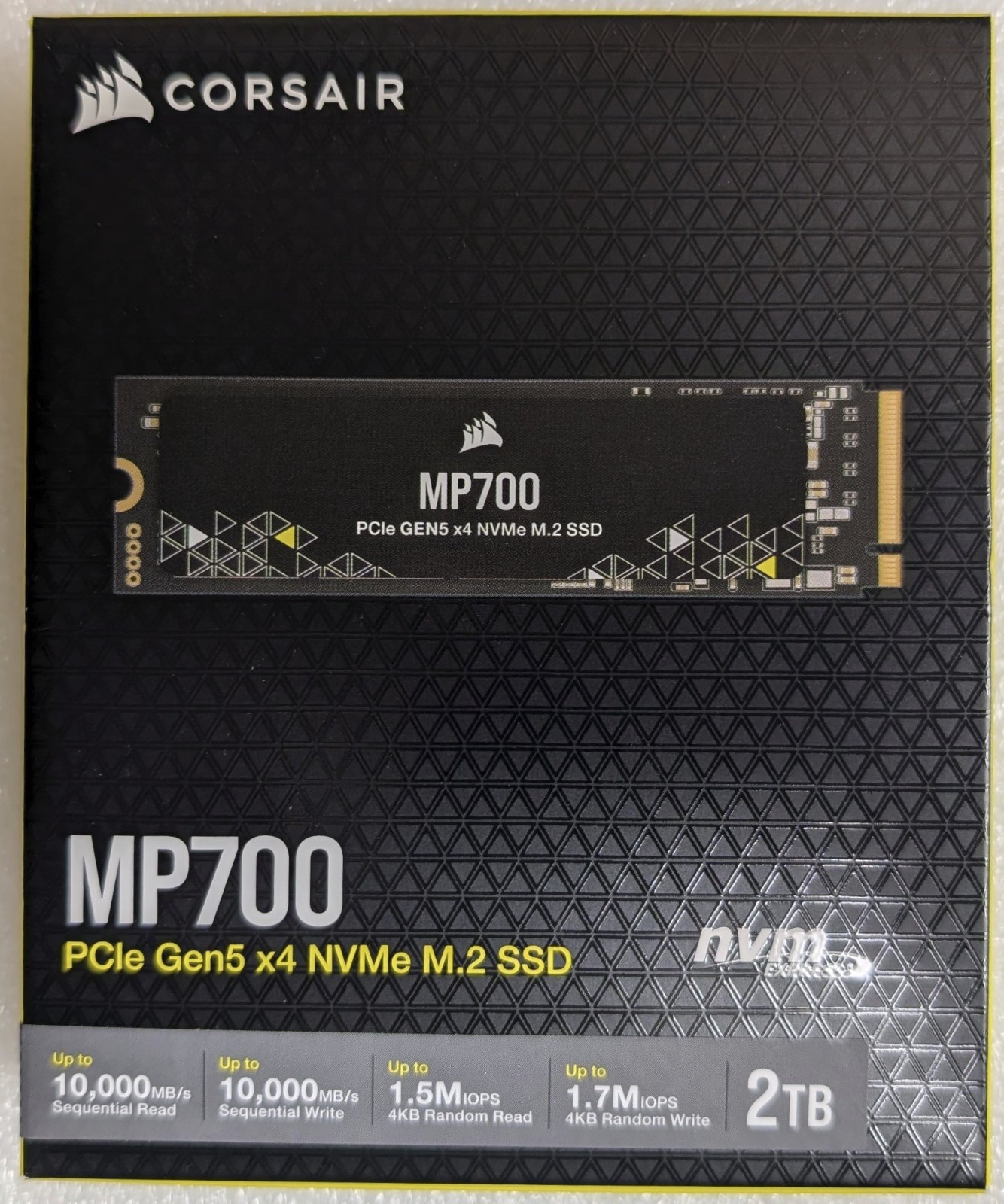 CORSAIR REFURBISHED 2TB MP700 PCIe 5.0 NVMe M.2 2280 CSSD-F2000GBMP700R2/RF2