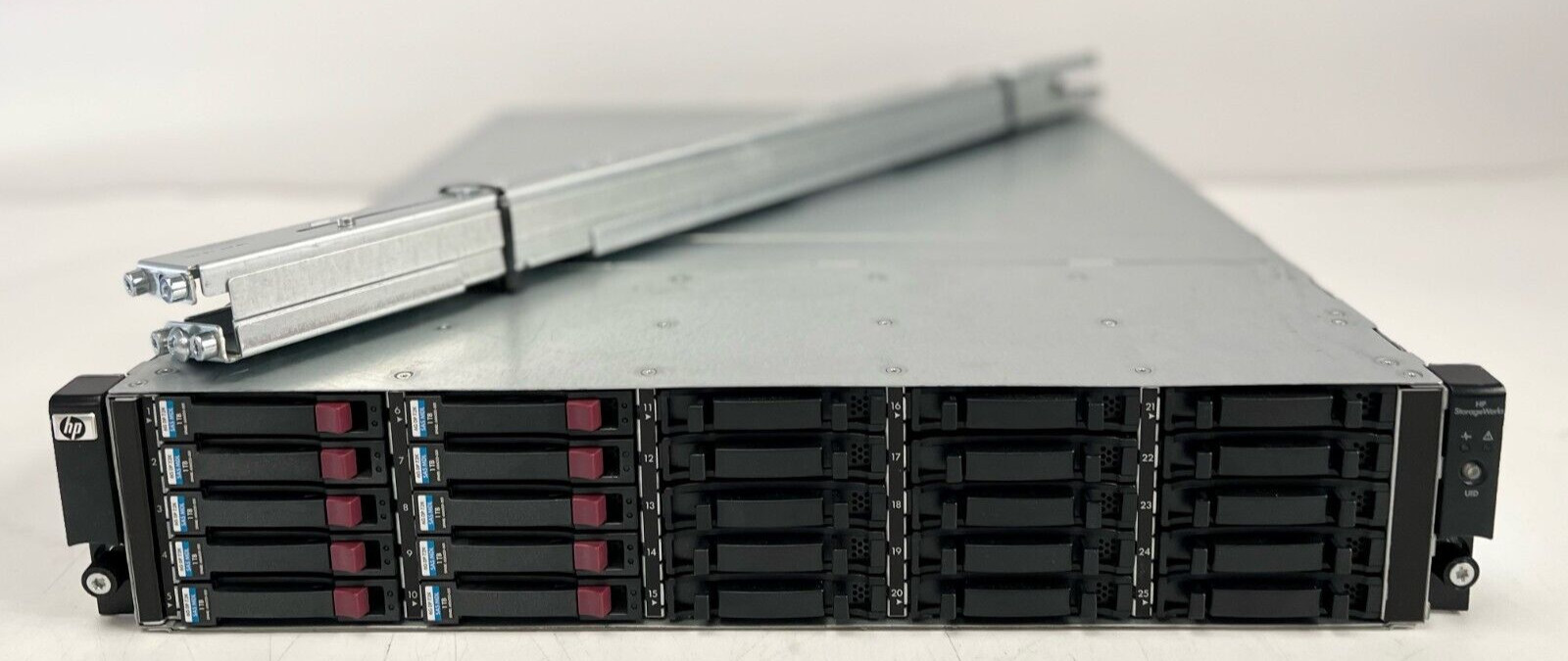 HP D2700 25TB SAS HDD 25SFF 2U DAS Storage Solution - 3 Year Warranty