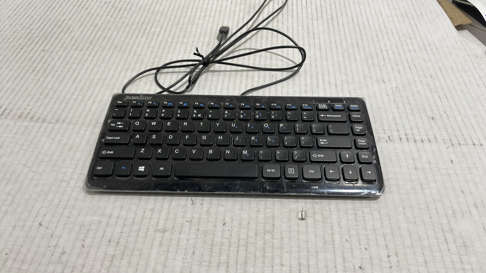 Perixx PERIBOARD-407 KU-0903 Wired USB Mini Compact Keyboard
