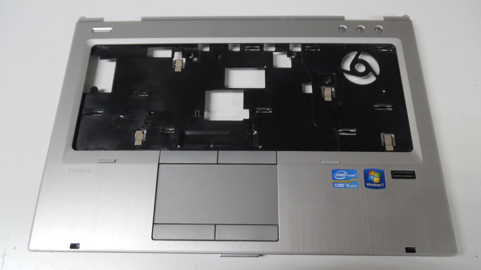 OEM Silver Palmrest w/Touchpad - HP EliteBook 8560P - 641207-001