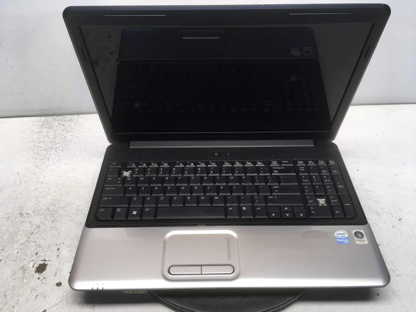Compaq Presario CQ60-420US Pentium Dual-Core T4200 2GHz 3 GB NO HDD No Batt
