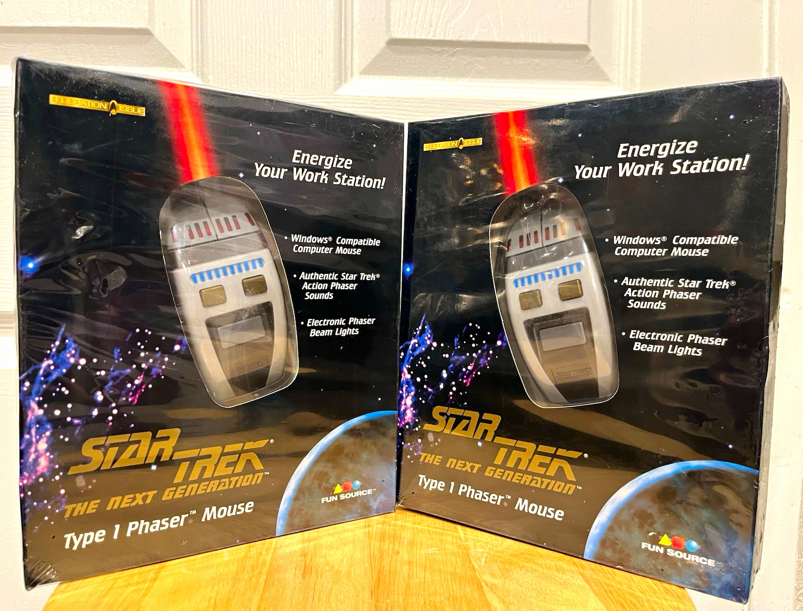 Fun Source Star Trek TNG Type 1 Phaser Mouse Light-Up #07005