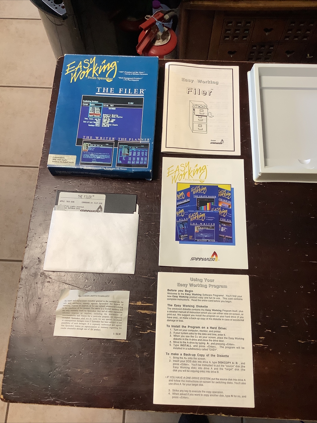 Easy Working From Spinnaker the Filer Commodore IBM & Apple Computer Disk 5.25”