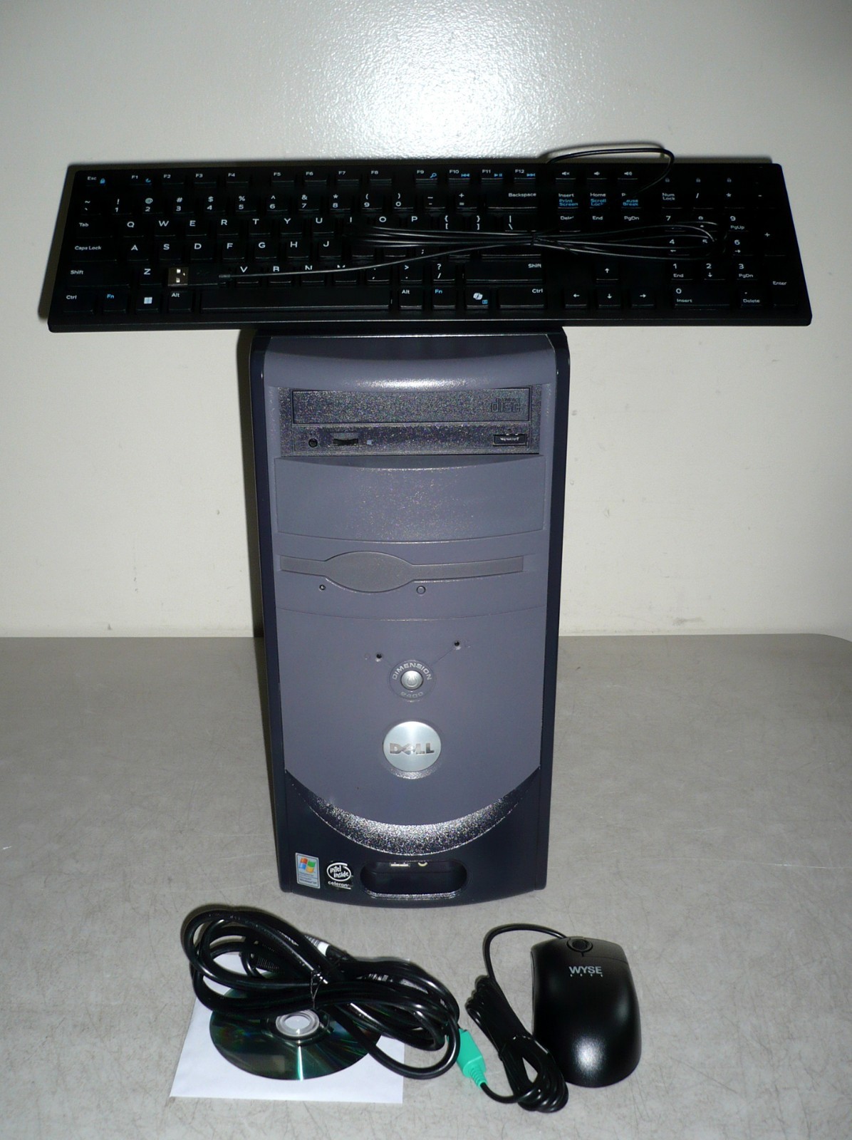 Dell Windows 98 SE Dimension 2400 Desktop Tower PC Intel 2.20GHz/64GB-SSD/256MB