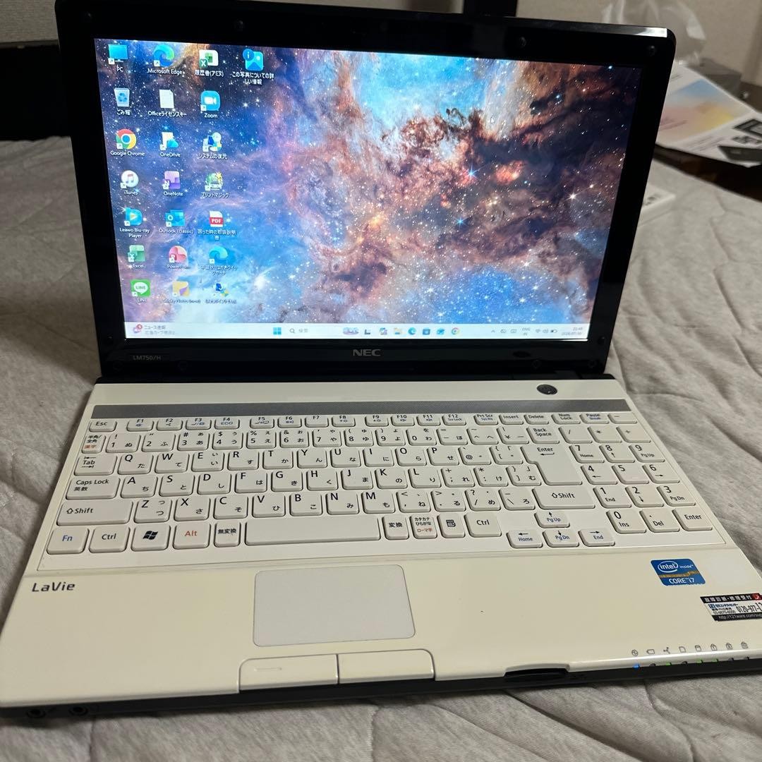 NEC LAVIE VEGA LM750/H Core i7 2.6GH  4K