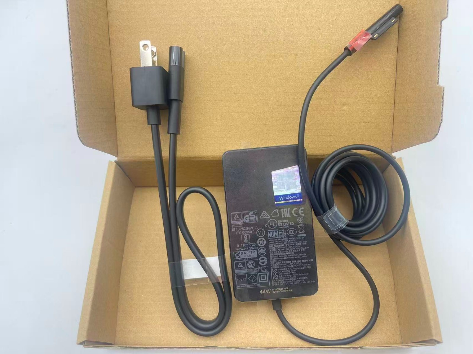 OEM 127W 15V 8A Power Adapter For Microsoft Surface Pro / Laptop /Book /Go