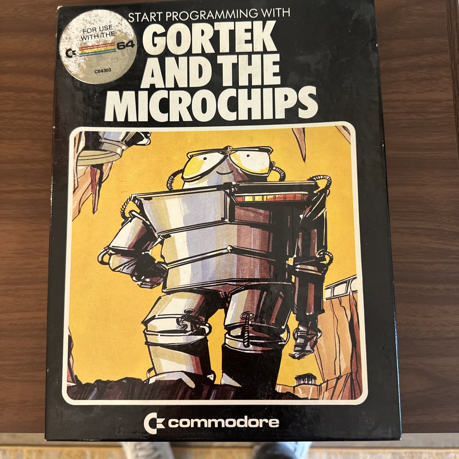 Commodore 64 Vic-20 Gortek and the Microchips 2 Cassettes Manual & Box Sticker 1
