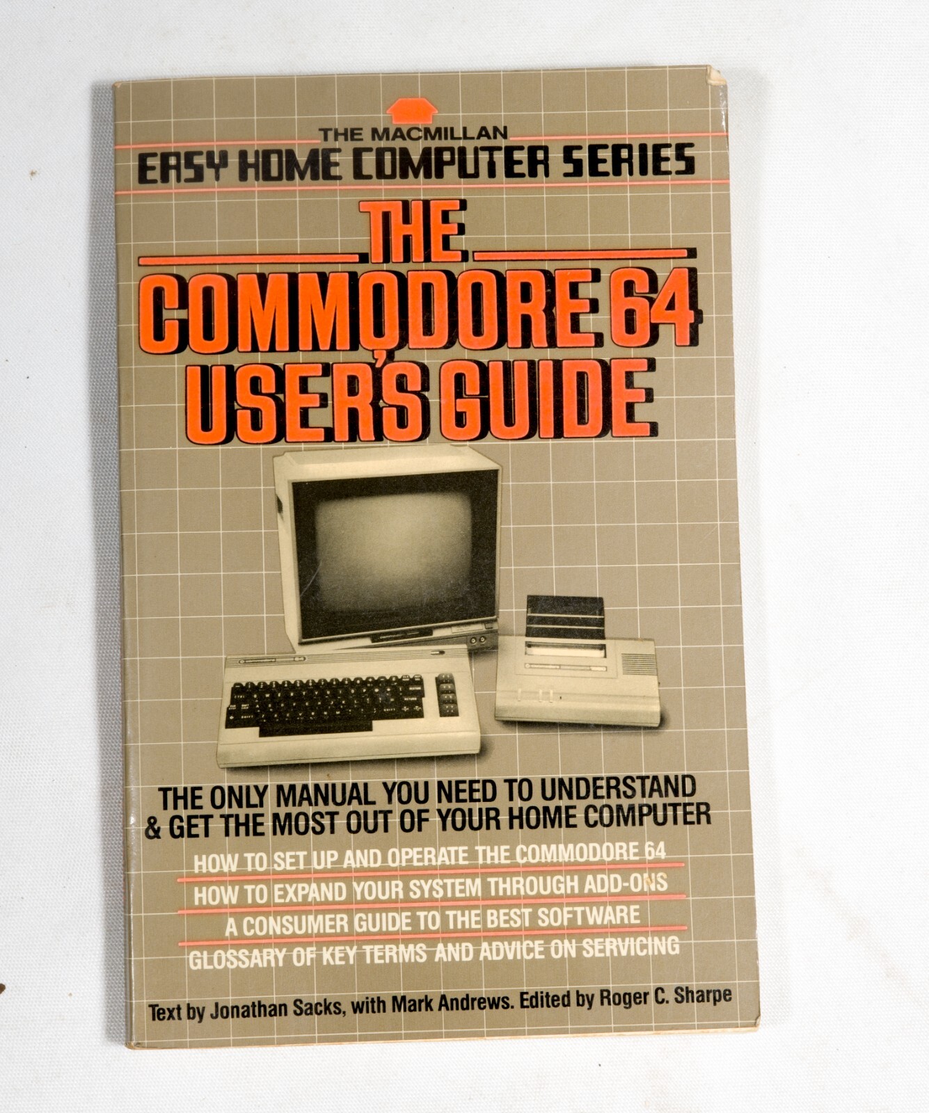 MacMillan The Commodore 64 User's Guide ST533B36