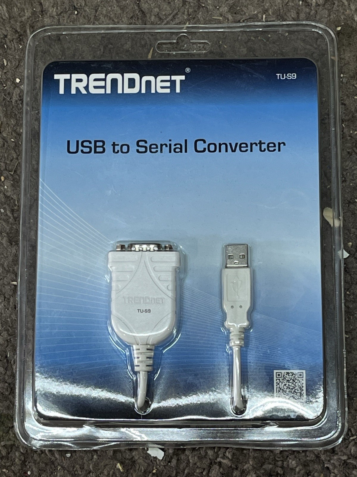 TRENDNET   TU-S9 USB TO Serial Converter, USB 1.1, RS-232, Unopened