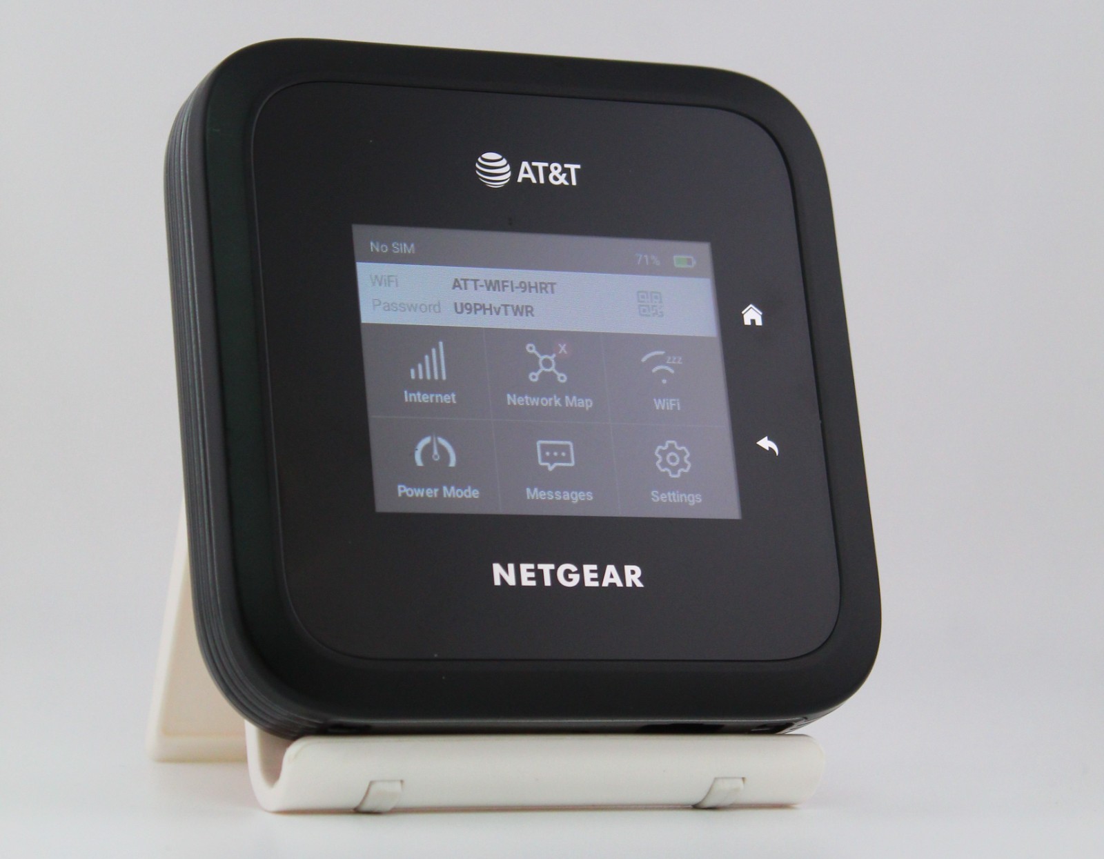 Fair Condition - Netgear Nighthawk M6 Pro MR6500 Hotspot (AT&T ONLY) - 