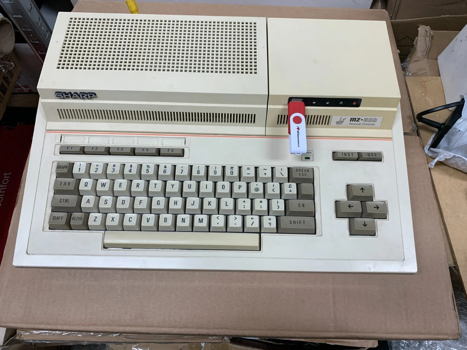 Sharp MZ-800 ( MZ 821 )  + UniCMT