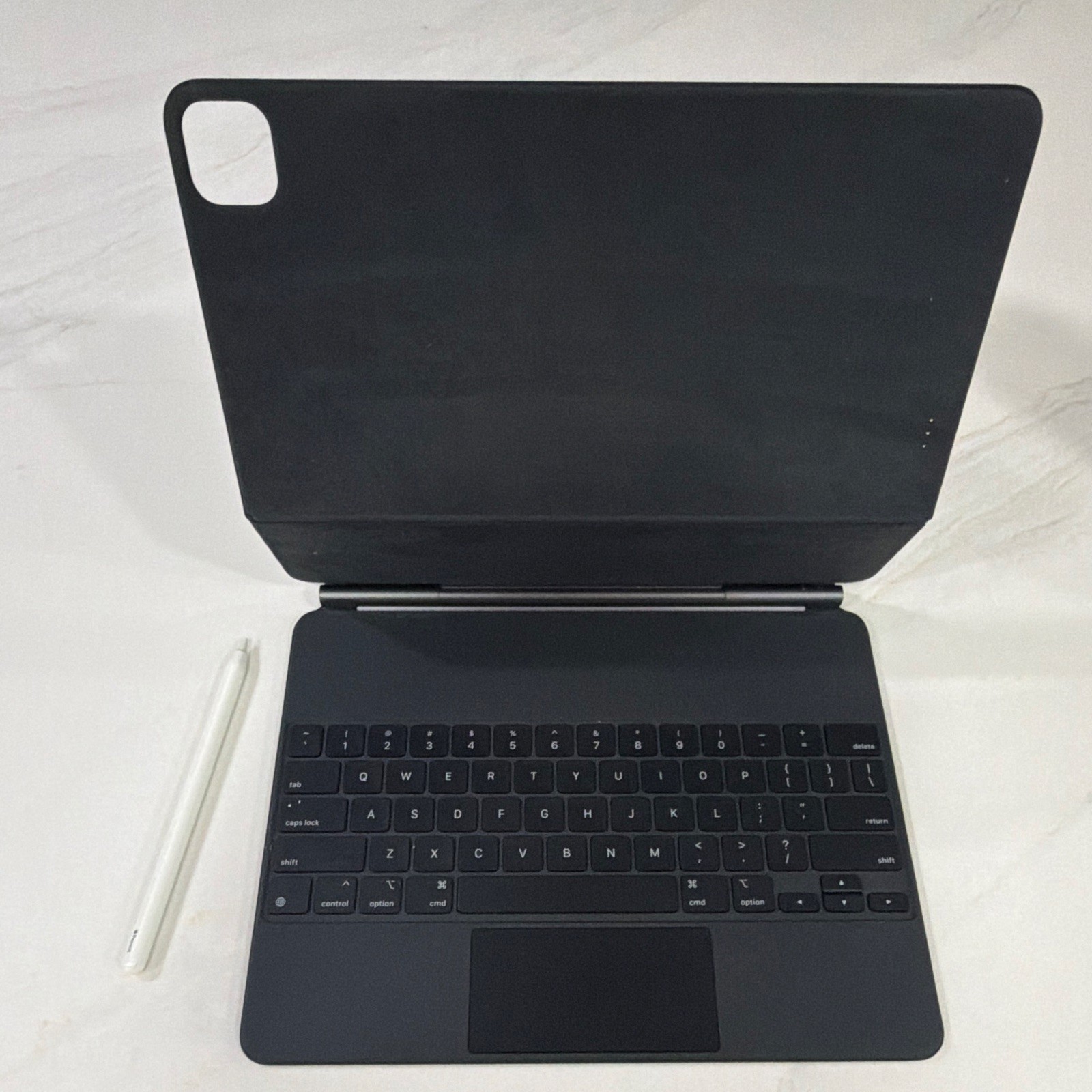Apple Magic Keyboard Keyboard Folio Case for Apple iPad Black and Apple pencil 