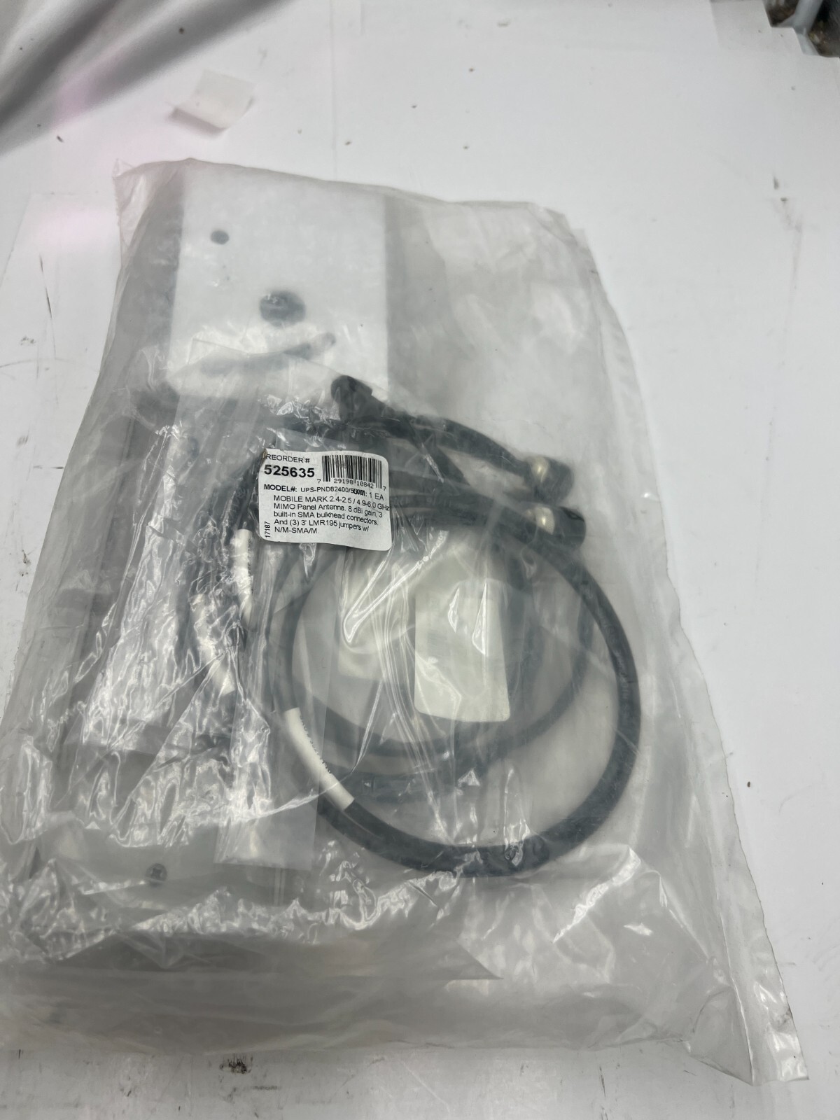 Mobile Mark PND8-2400/5500 MIMO Panel Antenna 8dBi 2.4/4.9-6GHz Cable