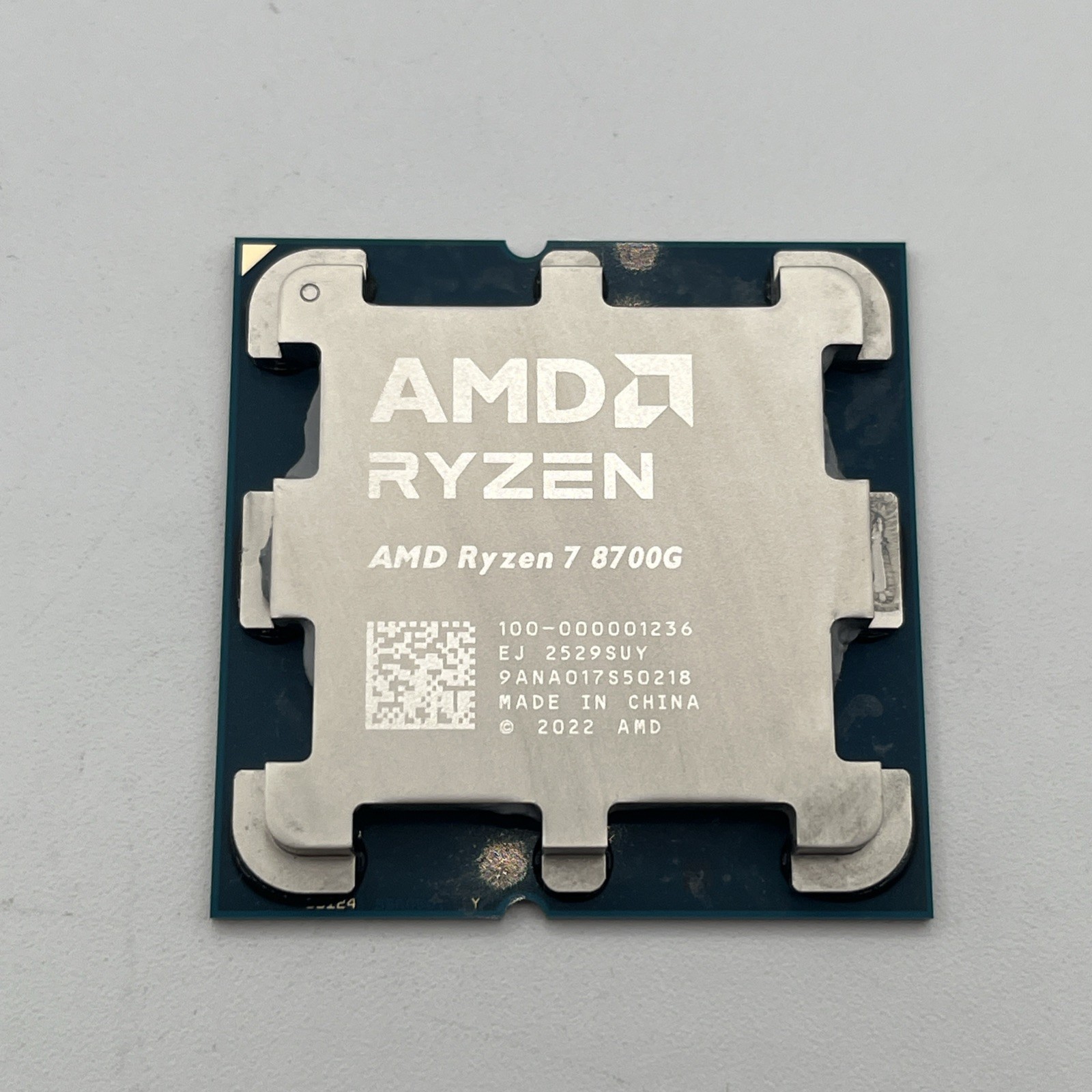 AMD Ryzen 7 8700G 8-Core 16-Thread Radeon 780M LGA 1718 4.2GHz Processor (