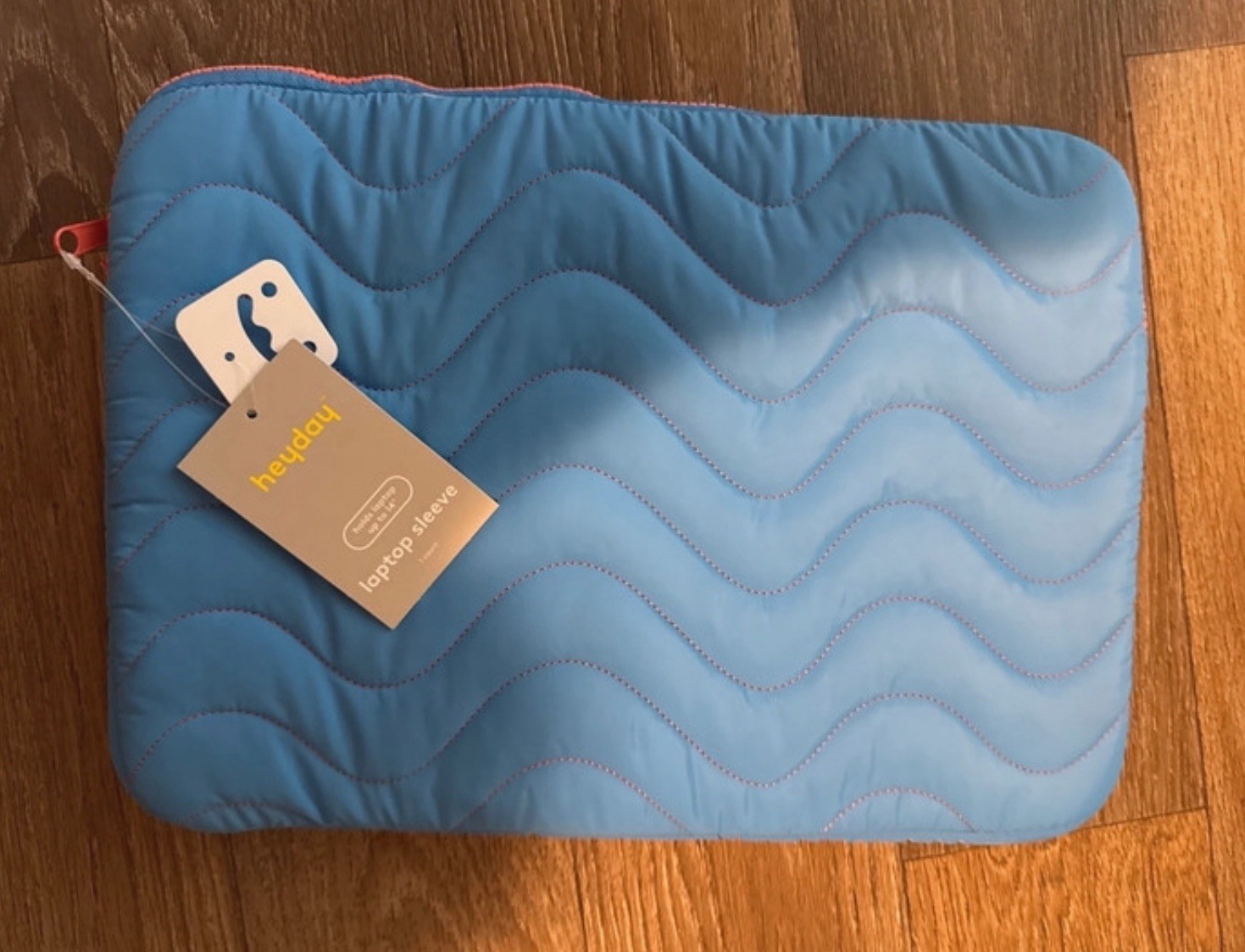 Target HEYDAY Bright Blue Quilted Wavy Puffy Tablet Laptop Sleeve Up to 14”
