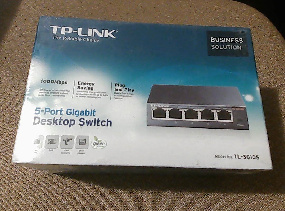 TP-Link 5-Port Gigabit Ethernet Switch - Model TL-SG105 *NEW-Plastic sealed*