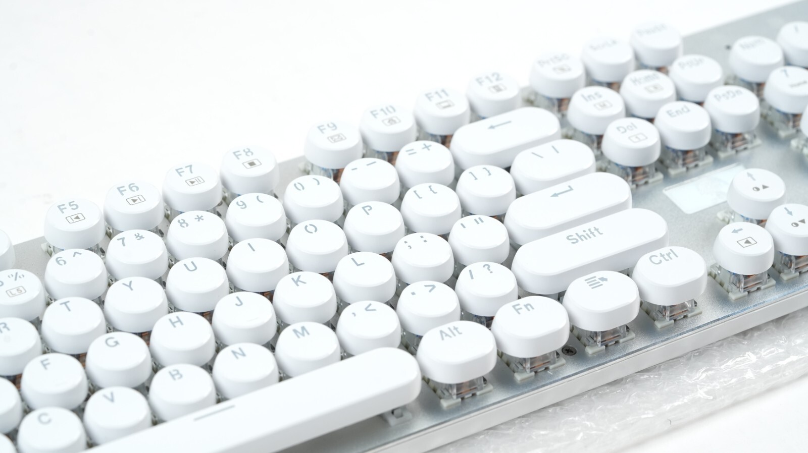 E-Yooso Z-88 Wired Typewriter Style Mechanical Gaming Keyboard  Programmab Du