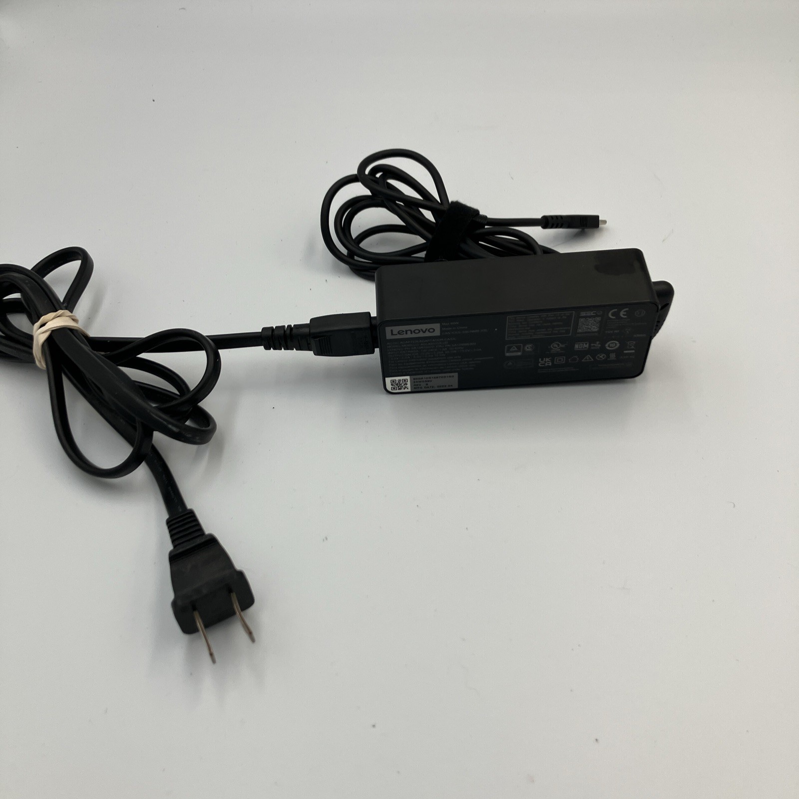 Lenovo ADLX65YDC2D 65W USB-C AC Adapter Charger SA10R16979 5A10W86303 Black 20V